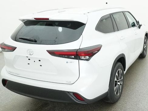 New 2026 Toyota Highlander XLE AWD/4WD image 31