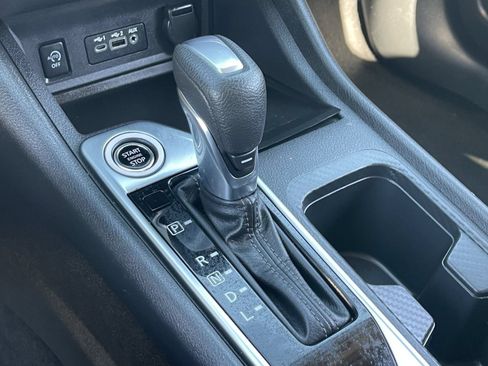 Certified 2024 Nissan Sentra SV FWD image 26