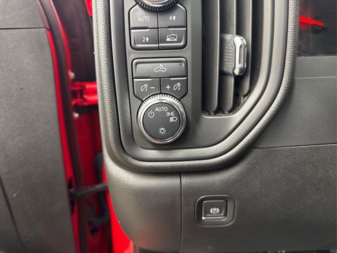 Used 2023 GMC Sierra 1500 Pro w/ Pro Value Package image 25