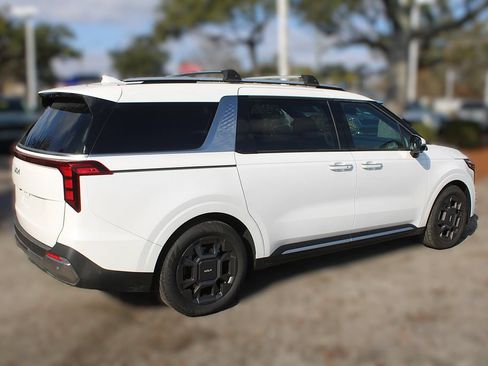 New 2027 Kia Carnival SX w/ Dark Edition Package FWD image 9