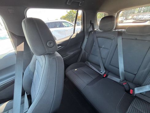 Used 2025 Chevrolet Equinox LT FWD image 40