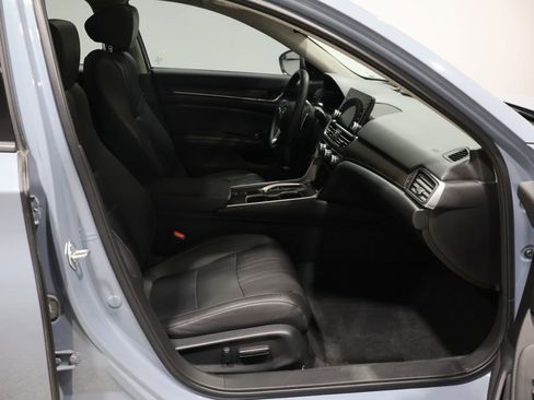 Used 2022 Honda Accord Touring image 22