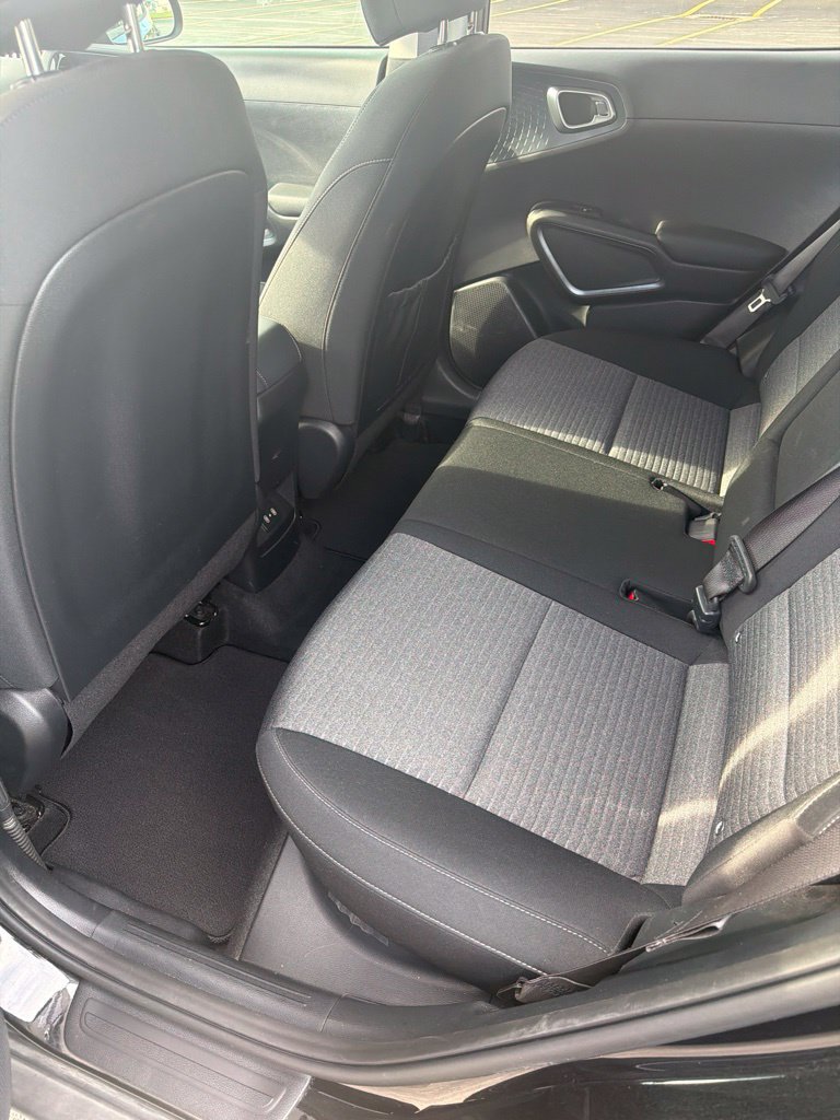 Certified 2023 Kia Soul EX FWD image 7