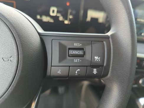 Certified 2025 Nissan Kicks SV w/ SV Premium Package AWD/4WD image 42