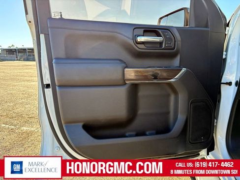 Used 2019 GMC Sierra 1500 SLT w/ X31 Off-Road Package image 13