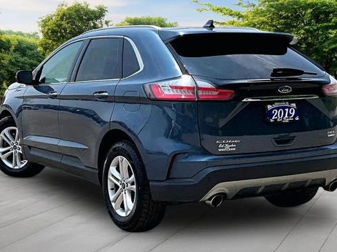 Used 2019 Ford Edge SEL w/ Equipment Group 201A AWD/4WD image 2