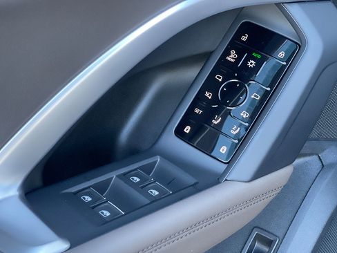 New 2025 Audi Q5 Premium Plus image 14