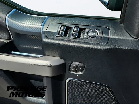 Used 2019 Ford F150 Lariat w/ Equipment Group 502A Luxury AWD/4WD image 22