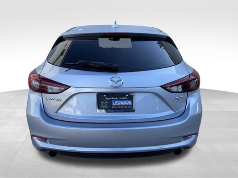 Used 2018 MAZDA MAZDA3 Touring FWD image 6