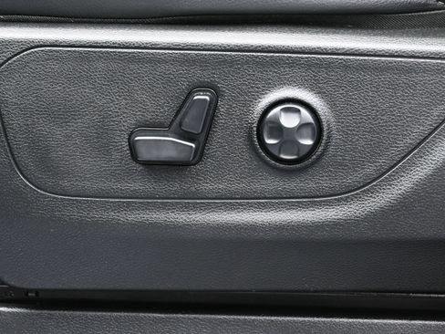 Used 2020 RAM 1500 Rebel w/ Rebel Level 2 Equipment Group AWD/4WD image 10