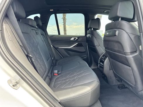 Used 2024 BMW X5 xDrive50e image 37