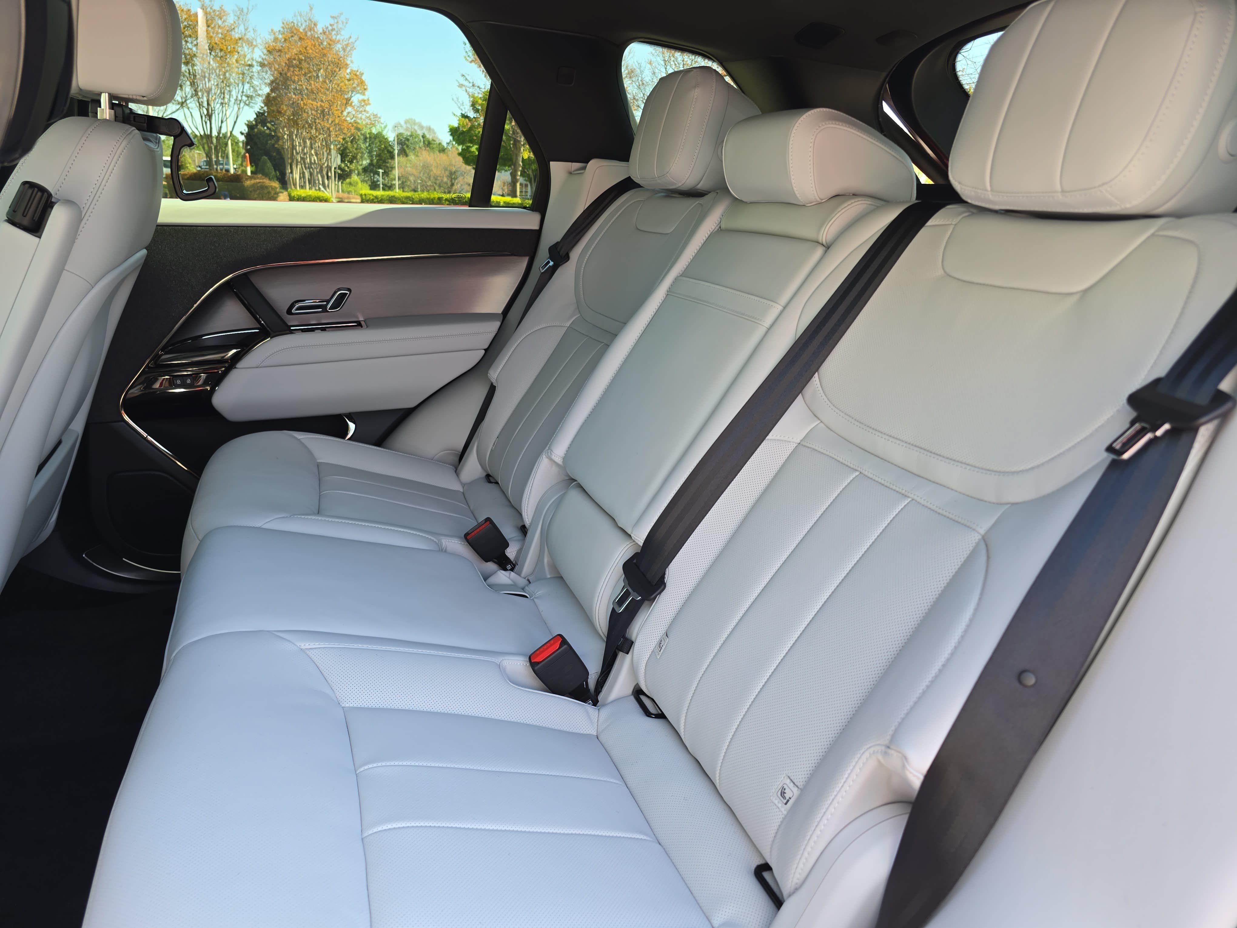 New 2026 Land Rover Range Rover Sport SE AWD/4WD image 14