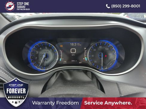 Used 2021 Chrysler Pacifica Touring w/ S Appearance Package FWD image 12