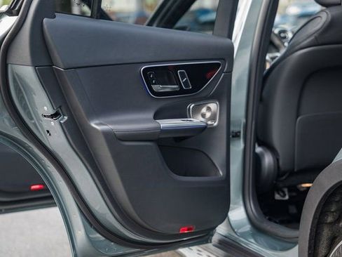 New 2026 Mercedes-Benz GLC 300 4MATIC image 36