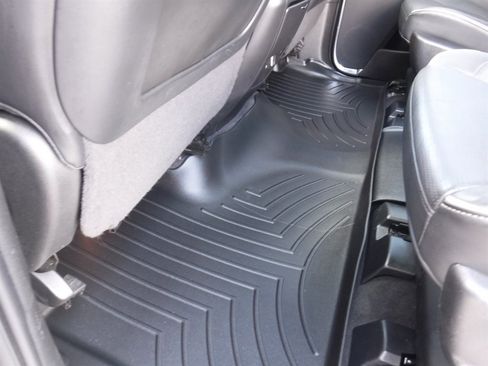 Used 2023 Cadillac Escalade ESV Premium Luxury image 16