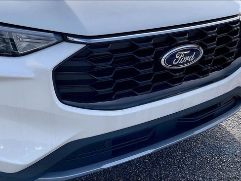 New 2026 Ford Escape ST-Line w/ Tech Pack #1 FWD image 16