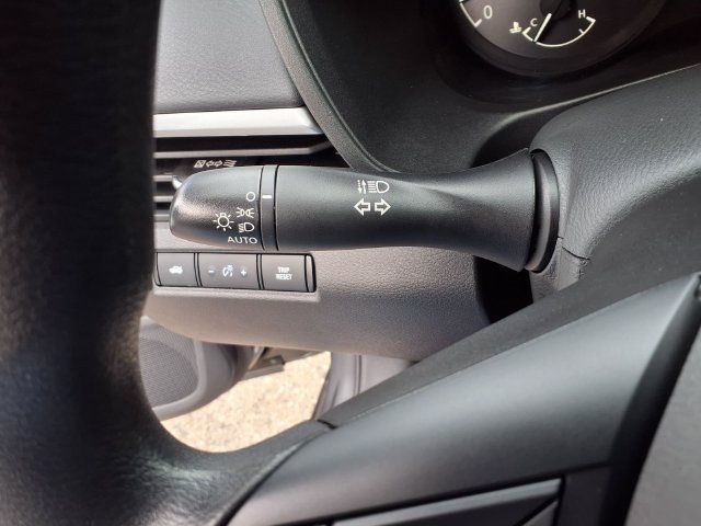 Used 2025 Nissan Altima 2.5 S FWD image 10