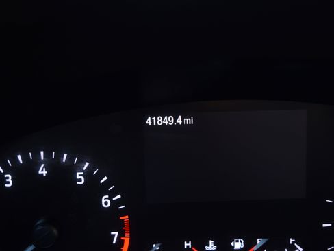 Used 2020 Ford Escape SEL image 4