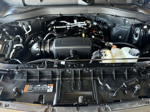Certified 2023 Ford Explorer XLT w/ Equipment Group 202A RWD image 21