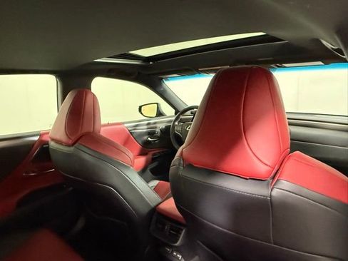 Used 2024 Lexus ES 300h F Sport image 31