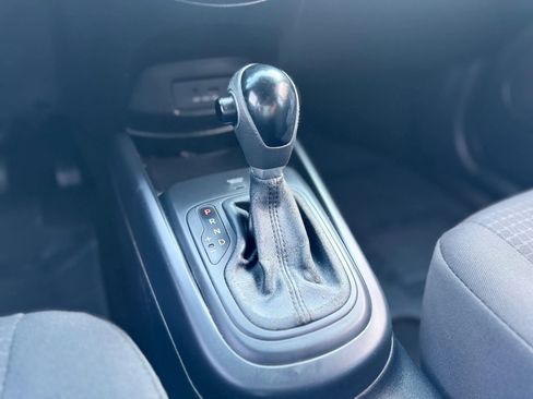 Used 2013 Kia Soul EV image 25