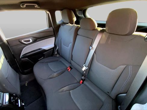 Used 2025 Jeep Compass Sport AWD/4WD image 20