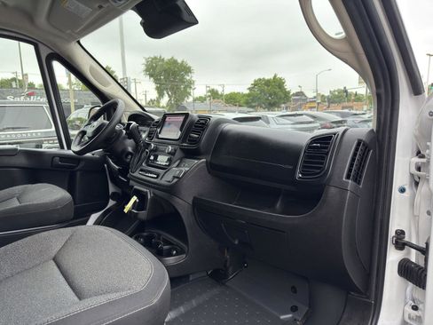 Used 2025 RAM ProMaster 2500 w/ Convenience Group FWD image 33