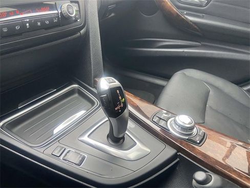 Used 2013 BMW 328i Sedan image 24