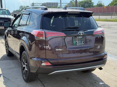 Used 2017 Toyota RAV4 SE w/ Power Extra Value Package AWD/4WD image 9