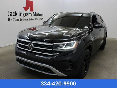 Used 2023 Volkswagen Atlas Cross Sport SE w/ Black Wheel Package