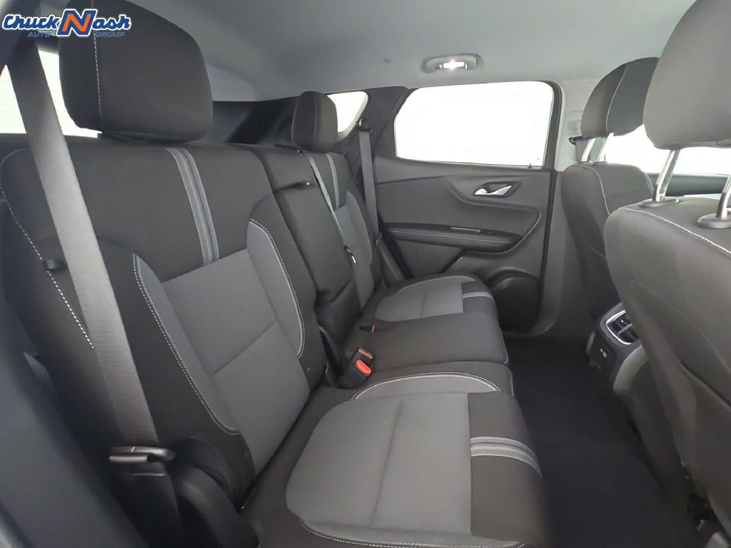 Certified 2026 Chevrolet Blazer LT FWD image 31