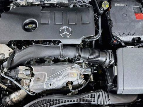 Used 2023 Mercedes-Benz GLA 250 4MATIC image 28