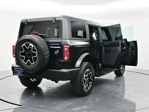 Used 2025 Ford Bronco Outer Banks w/ Matte Film Protection Package AWD/4WD image 57