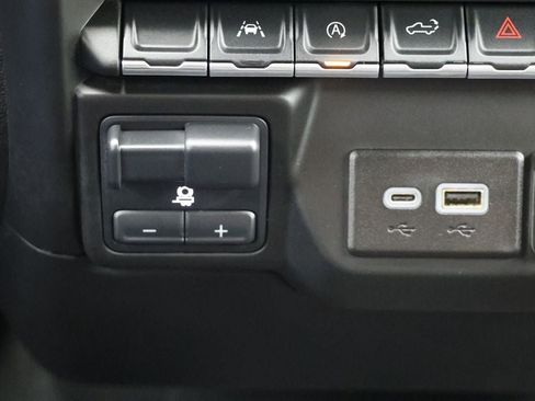 Used 2024 Chevrolet Silverado 1500 Custom image 27