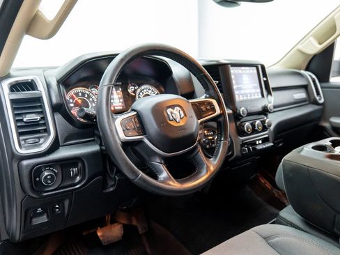 Used 2020 RAM 1500 Big Horn AWD/4WD image 29