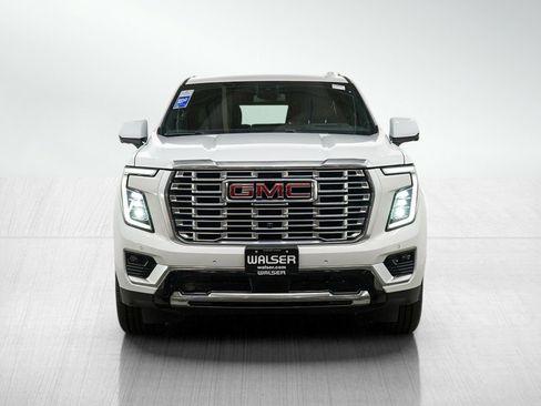 Used 2025 GMC Yukon Denali image 8