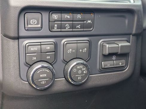 New 2026 Chevrolet Tahoe High Country AWD/4WD image 14