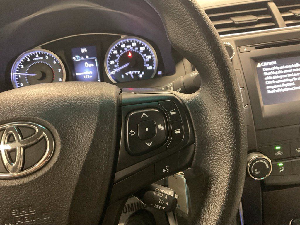 Used 2016 Toyota Camry LE FWD image 18