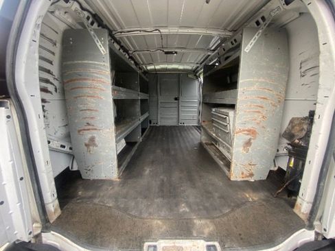 Used 2020 Chevrolet Express 2500 w/ Driver Convenience Package image 9