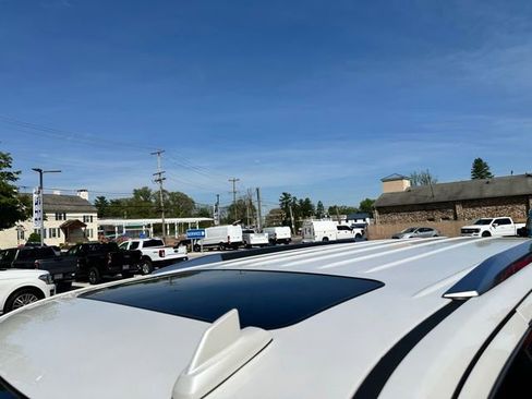 Used 2019 Cadillac Escalade Premium Luxury AWD/4WD image 4