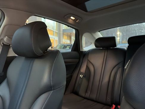 Used 2022 Genesis G80 2.5T w/ Advanced Package image 7