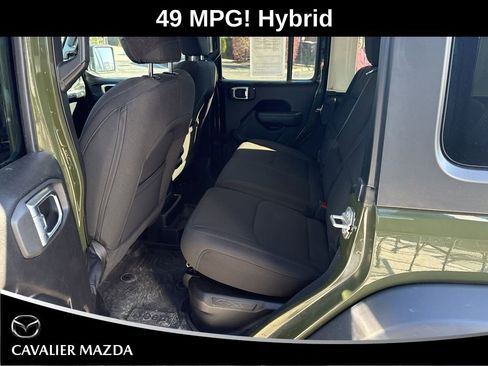 Used 2023 Jeep Wrangler Unlimited image 9