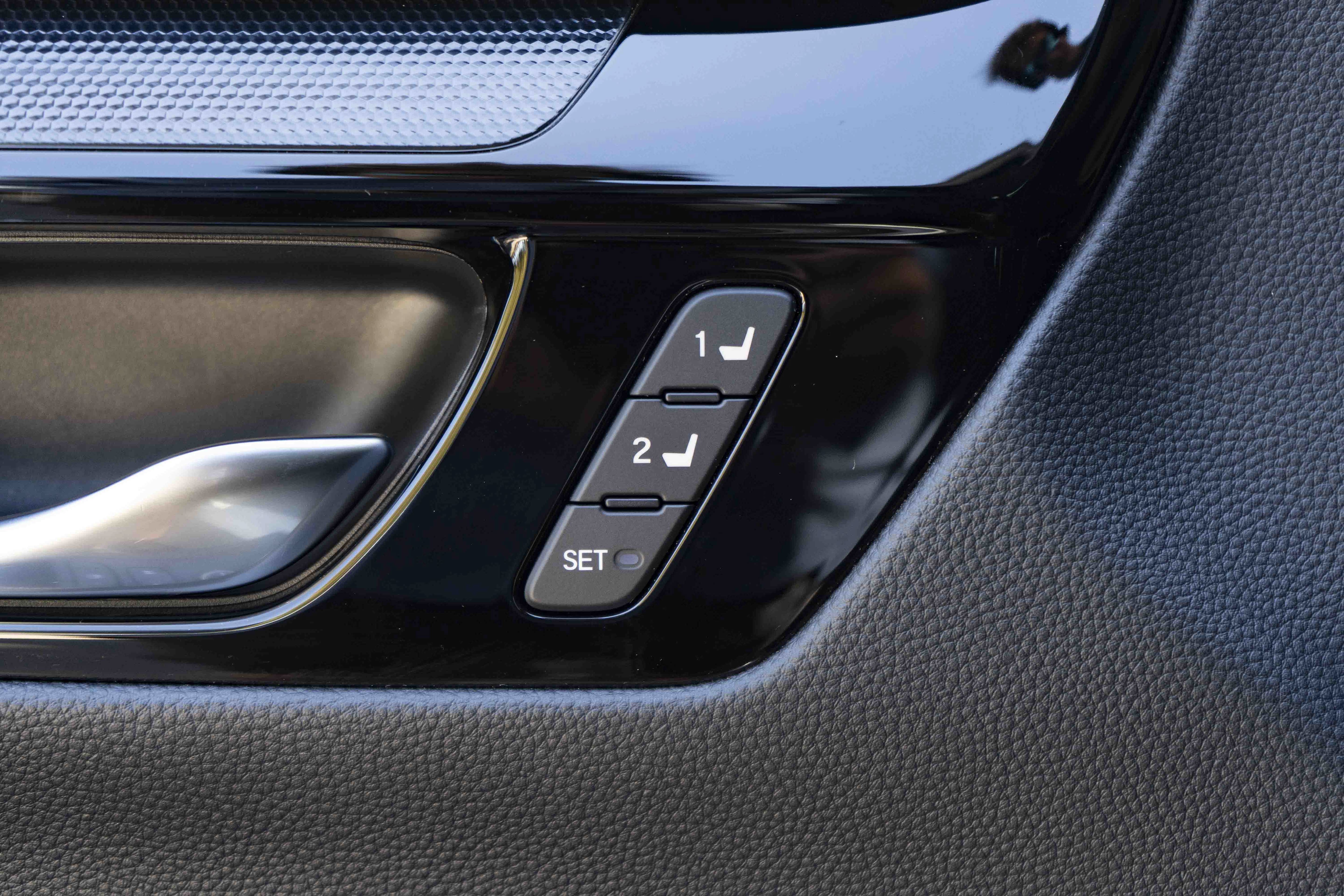 Certified 2024 Honda CR-V EX-L image 34
