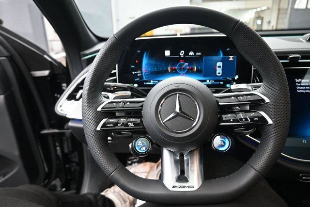 Used 2026 Mercedes-Benz E 53 AMG e 4MATIC Sedan image 15