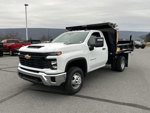 New 2025 Chevrolet Silverado 3500 W/T w/ WT Convenience Package image 3