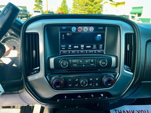 Used 2017 GMC Sierra 2500 SLE w/ SLE Preferred Package image 30