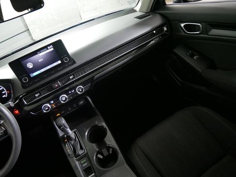 Used 2025 Honda Civic LX image 11
