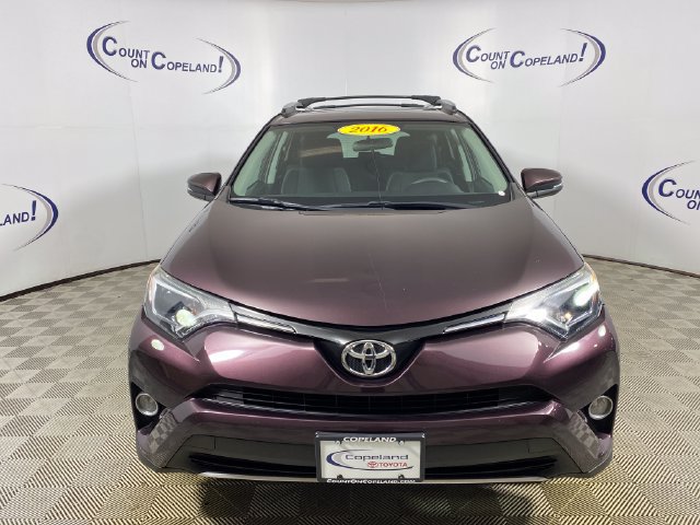 Used 2016 Toyota RAV4 XLE AWD/4WD image 2
