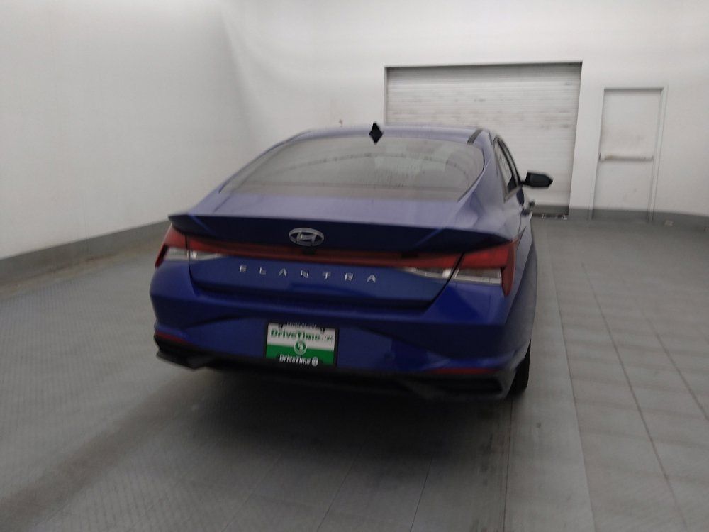 Used 2021 Hyundai Elantra SEL FWD image 7