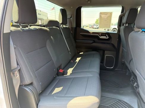 Used 2022 Chevrolet Silverado 1500 RST AWD/4WD image 28